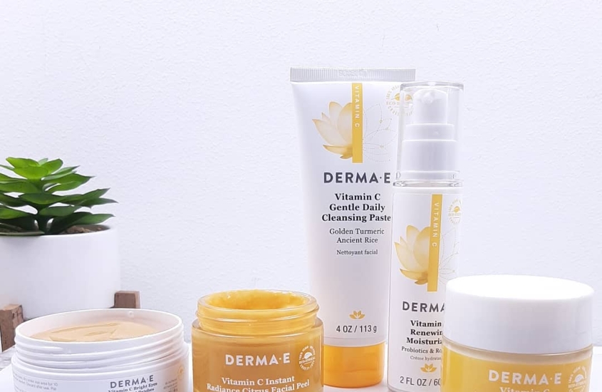 DERMA E Vitamin C skincare routine with cleanser, serum, moisturiser and night cream for brighter, healthier-looking skin.